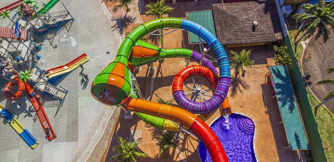 Img-3668-ROXO-PISCINA